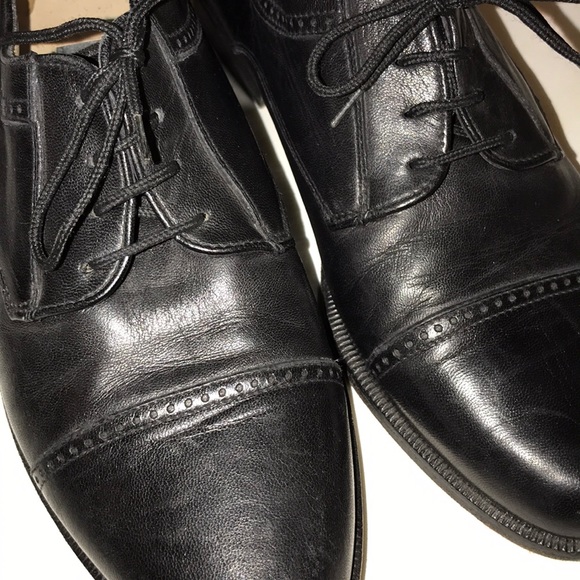 Men’s Bally dress shoes - Picture 2 of 6